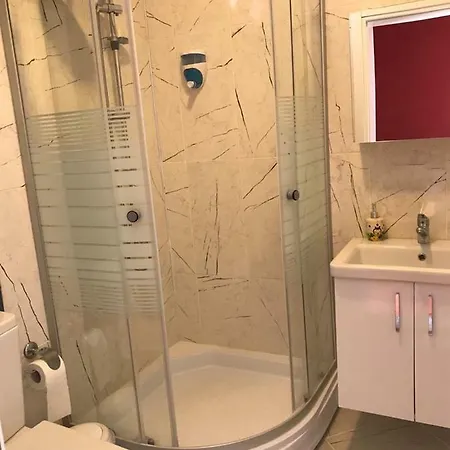 Baska Bir Yer Butik Αϊδίνιο